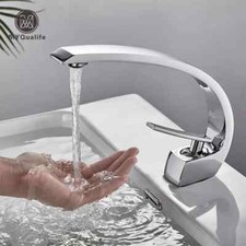 Chrome Basin Faucet Washing Basin Mixer Deck Mounted Cold Hot Bathroom Faucet