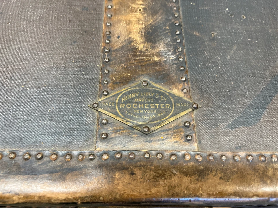 Vintage English Handmade Bridle Leather Steamer Trunk - Antique Leather Trunk - Image 2 of 4