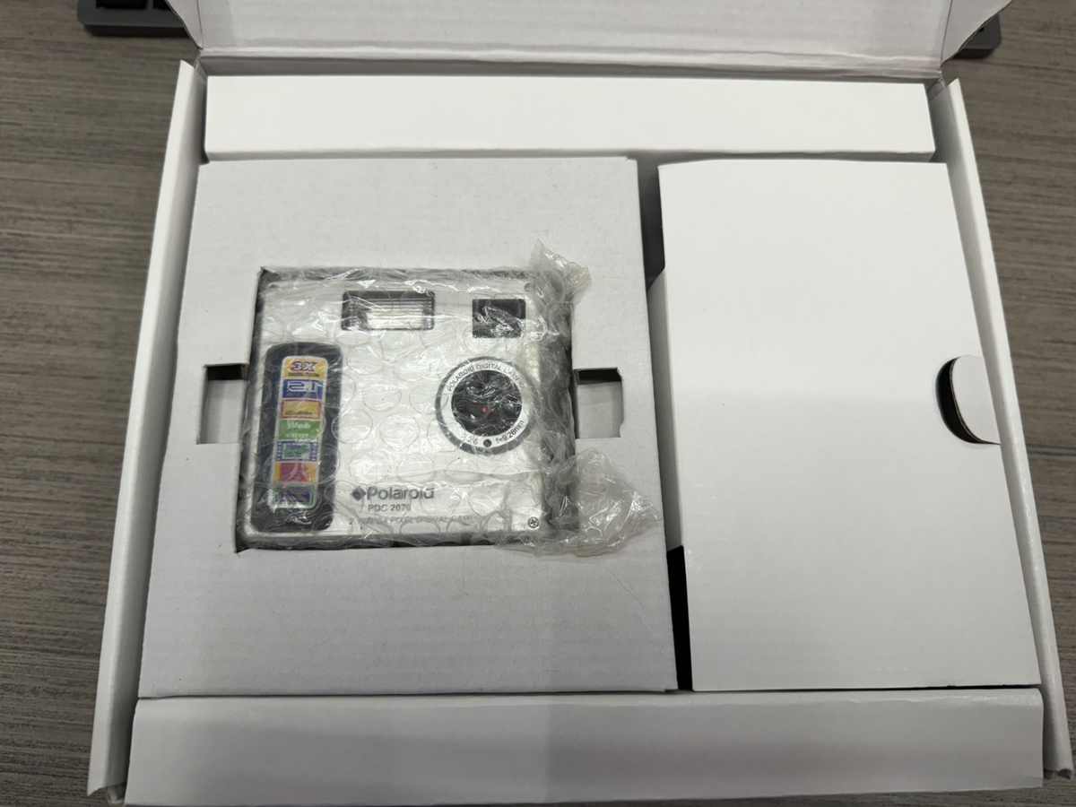 Polaroid PhotoMAX PDC 2070 Digital Camera 2.1MP NEW Sealed Y2K
