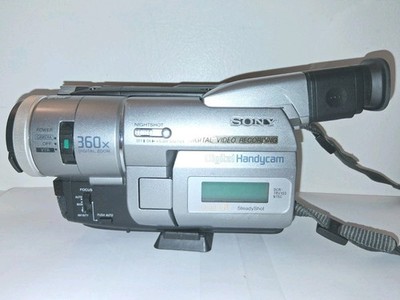 Sony Handycam Camcorder DCR-TRV 103 NTSC Digital Hi8 Tested Complete 