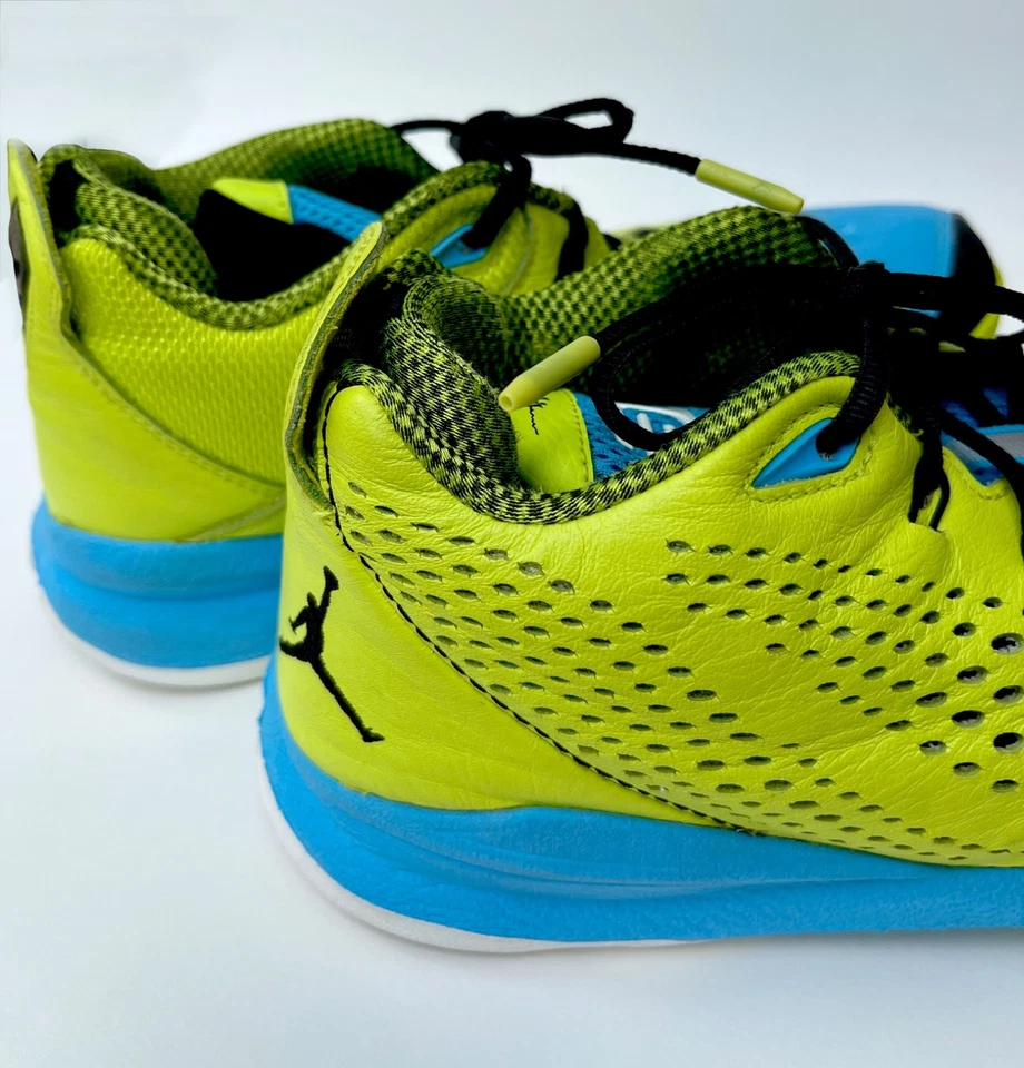 Jordan CP3.VII Venom Verde Hombre Talla 10, excelente estado, guardado cuidadosamente Foto 3 de 4