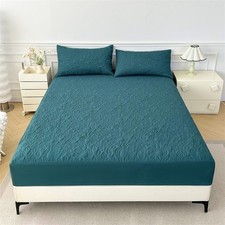 Twin Size Waterproof Mattress Protector Soft Breathable Quilted Mattress Cover