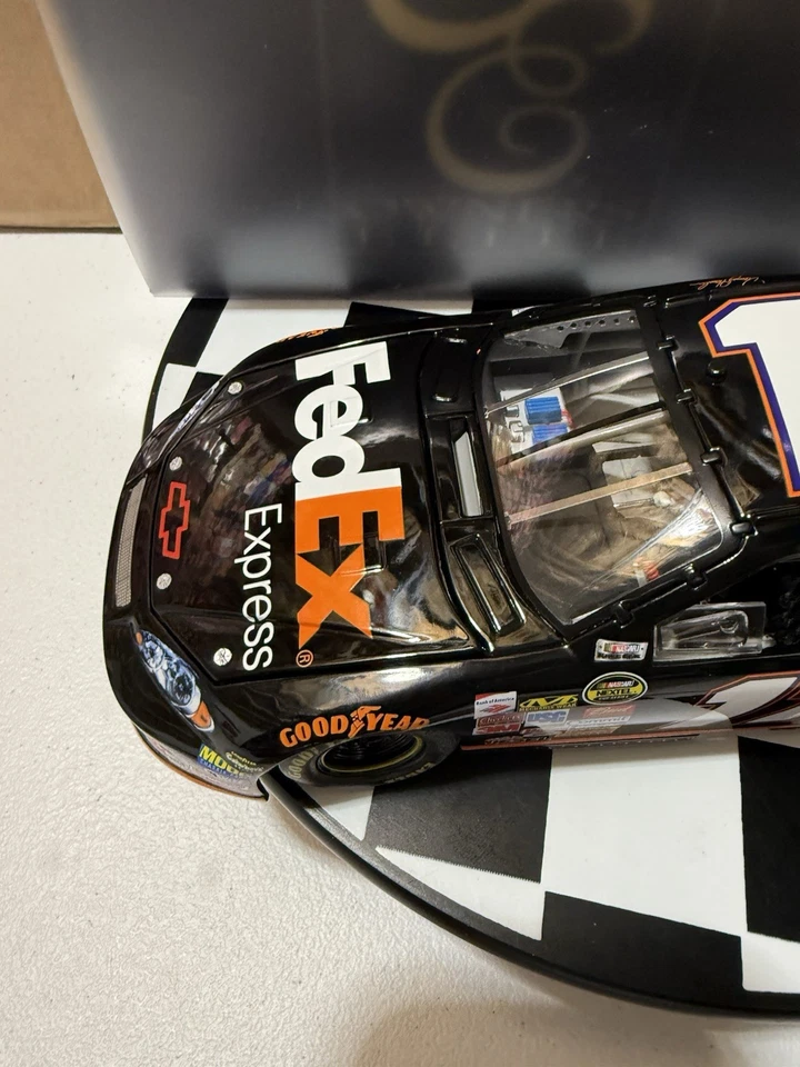 🔥🔥 Denny Hamlin #11 FedEx Express PROPIETARIOS ELITE 2007 1/24 Diecast 🔥🔥 Foto 3 de 4