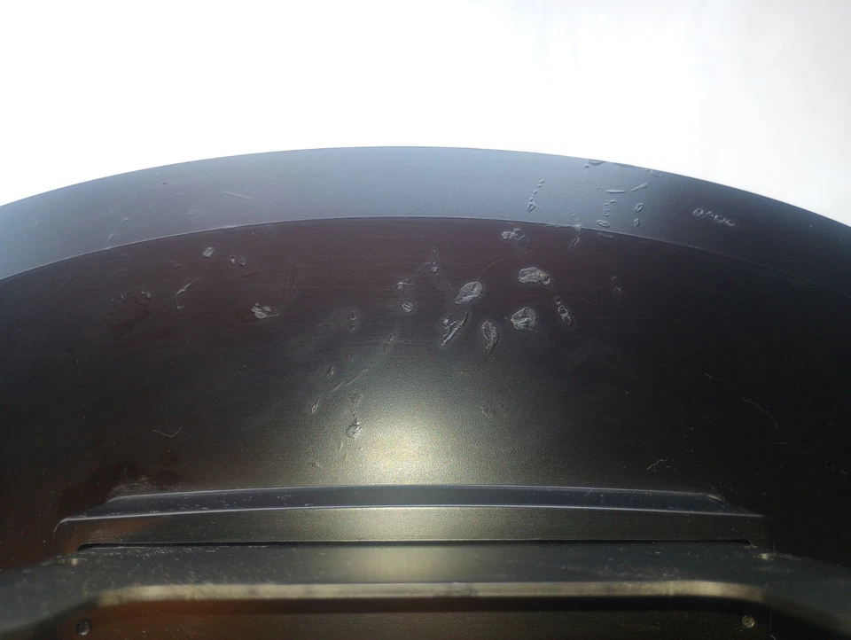 Soporte/base de TV Emerson modelo LC320EM8A con tornillos por favor leer  Foto 2 de 4