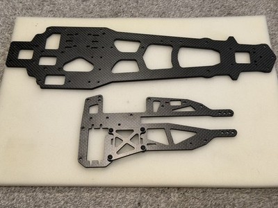 HPI Super Nitro RS4 Carbon Fiber Chassis Cross Reproduction