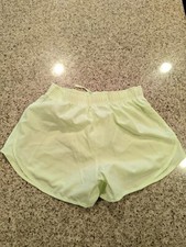 Nike's Women's Tempo Dry Core 3" Running Shorts Small Lime Ice