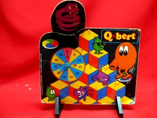 VINTAGE 1983 GOTTLIEB & CO. Q BERT TARGET BOARD
