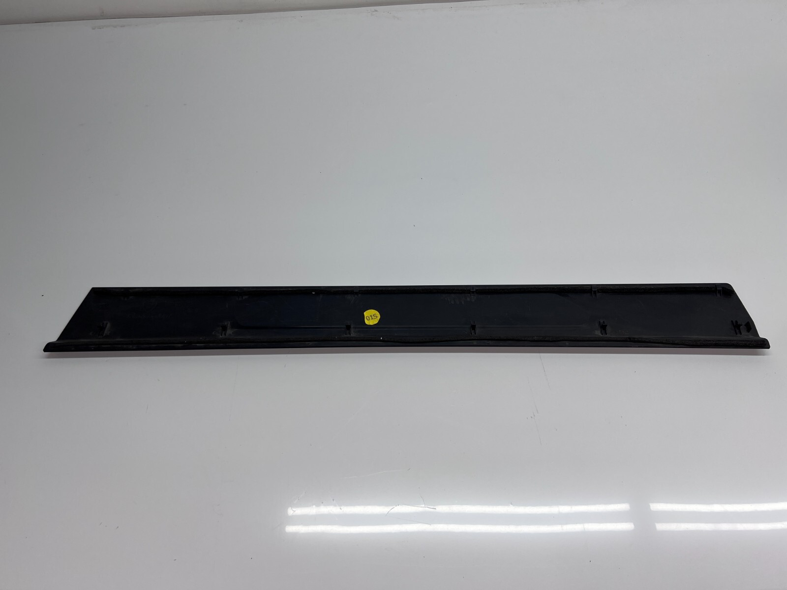 LAMBORGHINI AVENTADOR DRIVER LEFT SCUFF PLATE DOOR SILL OEM 470853491 470853655A