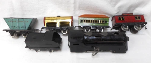 Marx O Gauge NYC 0-4-0 Commodore Clockwork with Bell and 4 Joy Line Train Cars