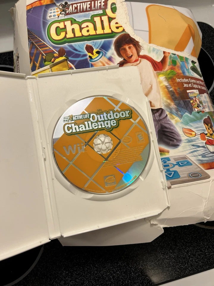 Active Life Outdoor Challenge (Wii 2008) Bundle with Mat - TESTED - Image 3 of 4