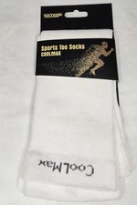 AoMagic Sports Toe Socks Coolmax Size Medium. New in Pack, 1 Pair, White