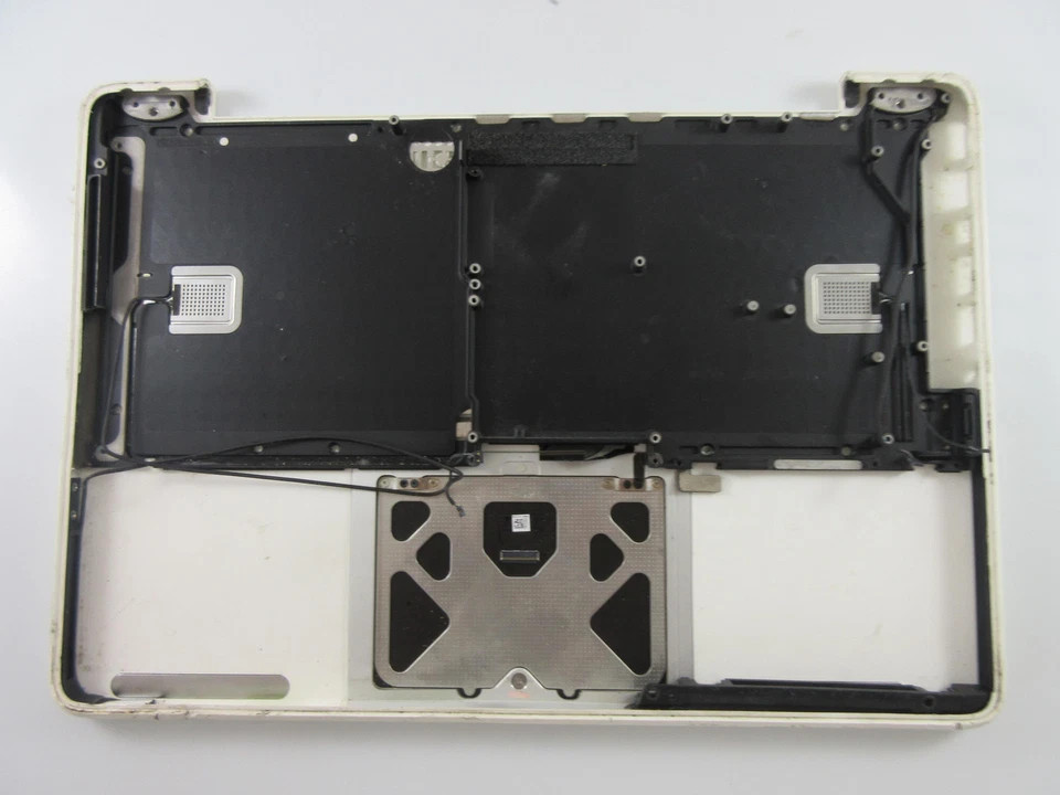 Abdeckung + Französische Tastatur APPLE MACBOOK A1342 806-0466 Original Defekt - Bild 2 von 2