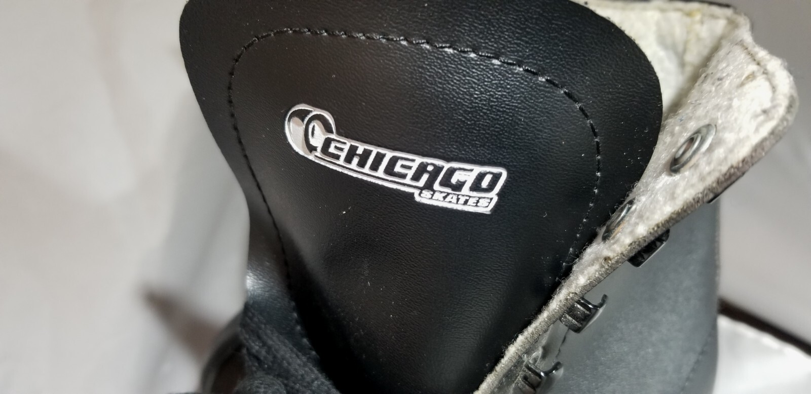 Chicago Classic Roller Skates Premium Blk Rink Skates Men 9/WMN 10 Samsonite bag