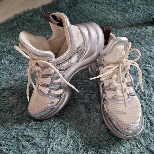 louis vuitton archlight brown