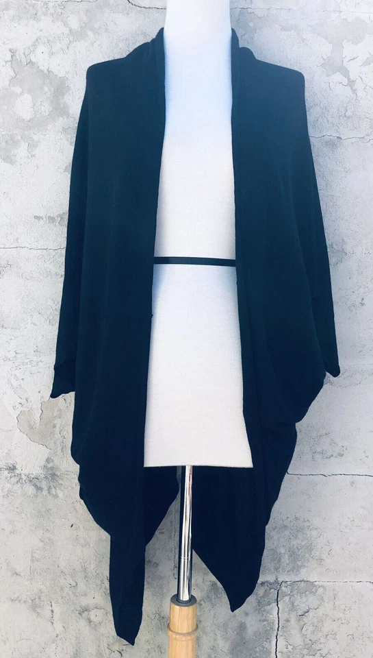 CÁRDIGAN ABIERTO OVERSIZE TEJIDO CLARO NEGRO GENERA TOP MUJER TALLA MEDIANA BOLSILLOS Foto 2 de 4