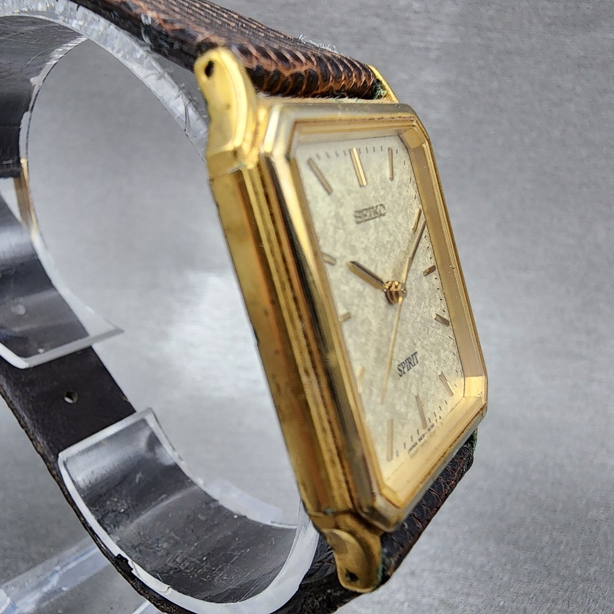 Seiko Spirit Tank Watch Women 20mm Gold Dial Gold Tone 1F21