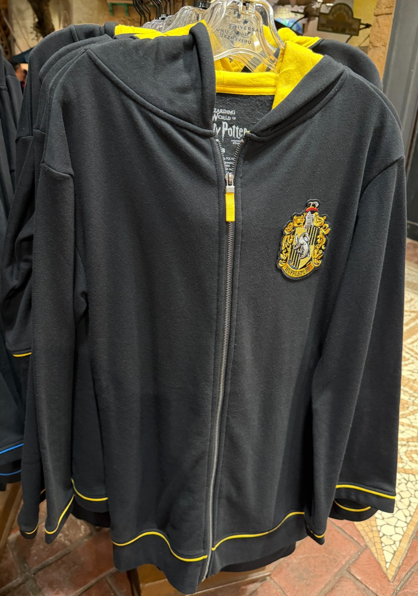 Universal Studios Harry Potter Hufflepuff Adult Robe Jacket Zip