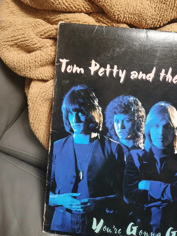 TOM PETTY AND THE HEARTBREAKERS - YOU'RE GONNA GET IT VINYL LP 1978 DA-52029  - Image 2 of 4