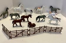 Set Of 12 Vintage Small Plastic Horses Play Set Toy With Fence Hong Kong EUC Bag