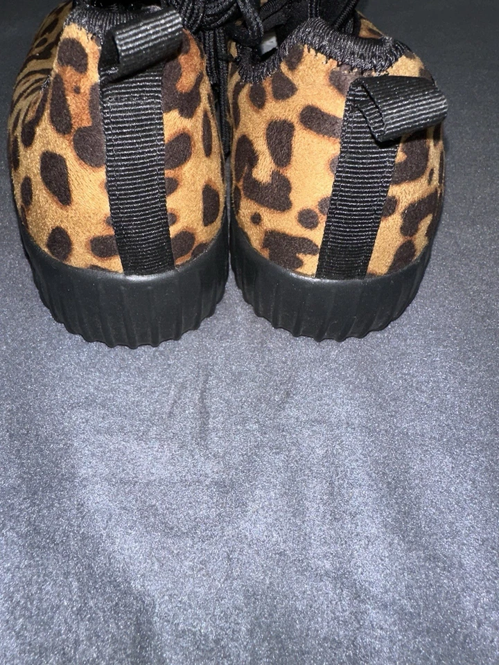 Zapatillas deportivas informales ligeras con cordones para mujer con estampado de leopardo talla 9 Foto 4 de 4