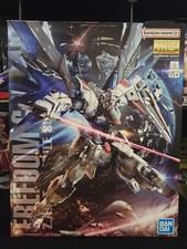 Bandai MG 1/100 Zgmf-10a Freedom Gundam Ver 2.0 Plastic Model Kit