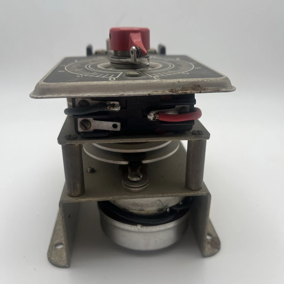 Singer Industrial Timer Corporation TDAB 15s 115v 60 cycles 25 watts UNTESTED - Image 3 of 4