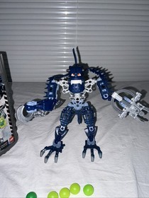 LEGO Bionicle Vezok 8902! 100% Complete! With Can!