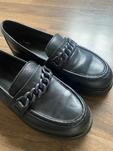 Mocassini Clarks Orianna Edge in pelle nera taglia 6