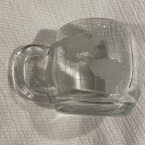 Tazza Vintage The Nestlé Co. Inc World Globe Vetro Inciso Anni 70 Promozionale - Foto 2 di 4