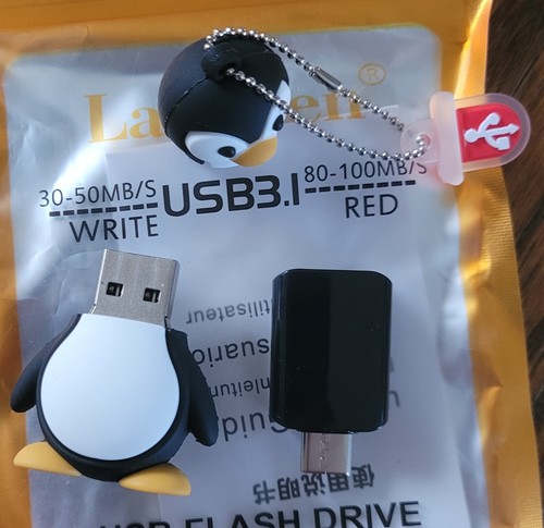 Cute Little Male Penguin USB Flash Drive Memory Stick 8 Gb Rubber W USB-C Adapt - Picture 3 of 3
