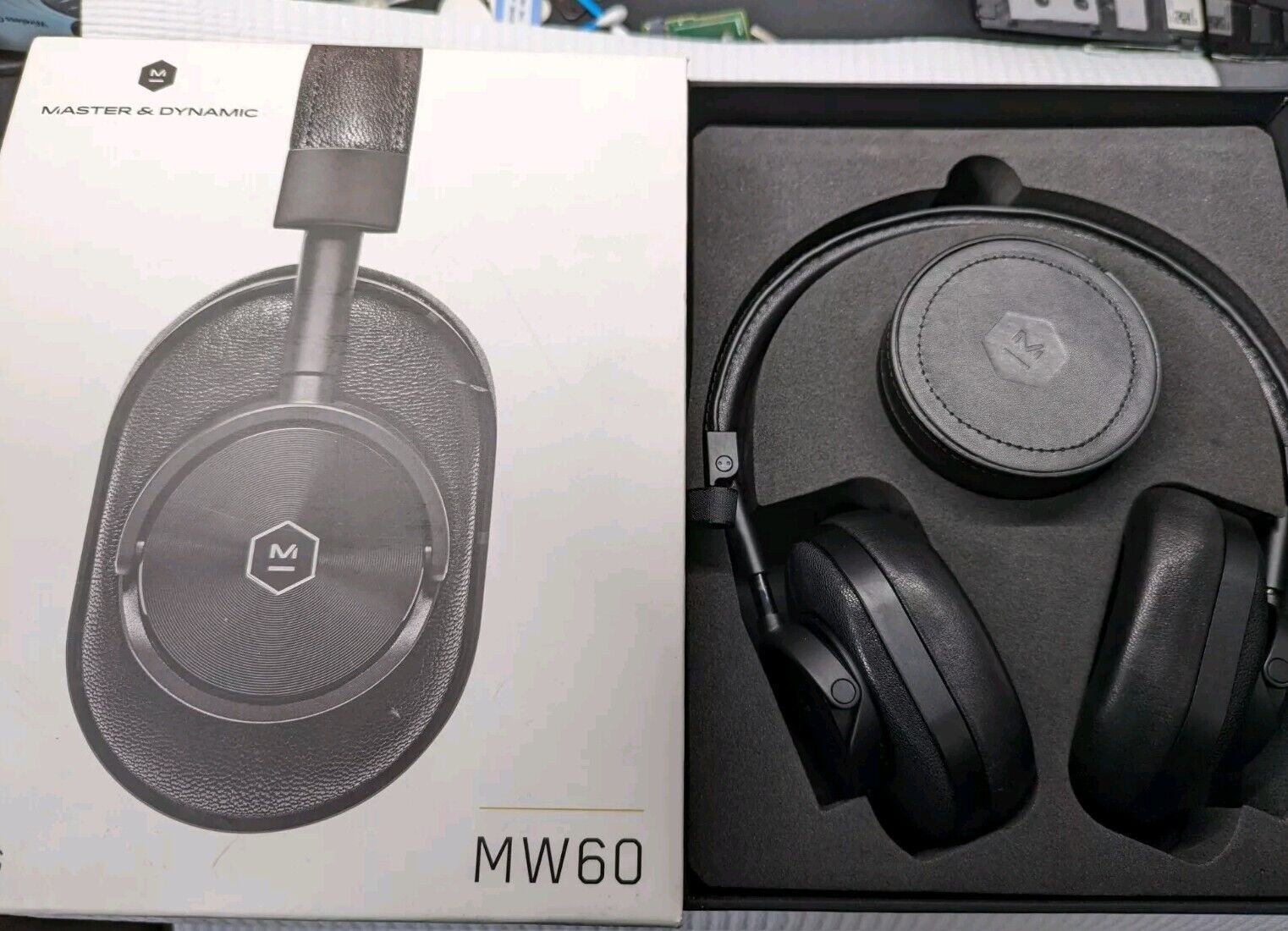 Foto 1 di 8
