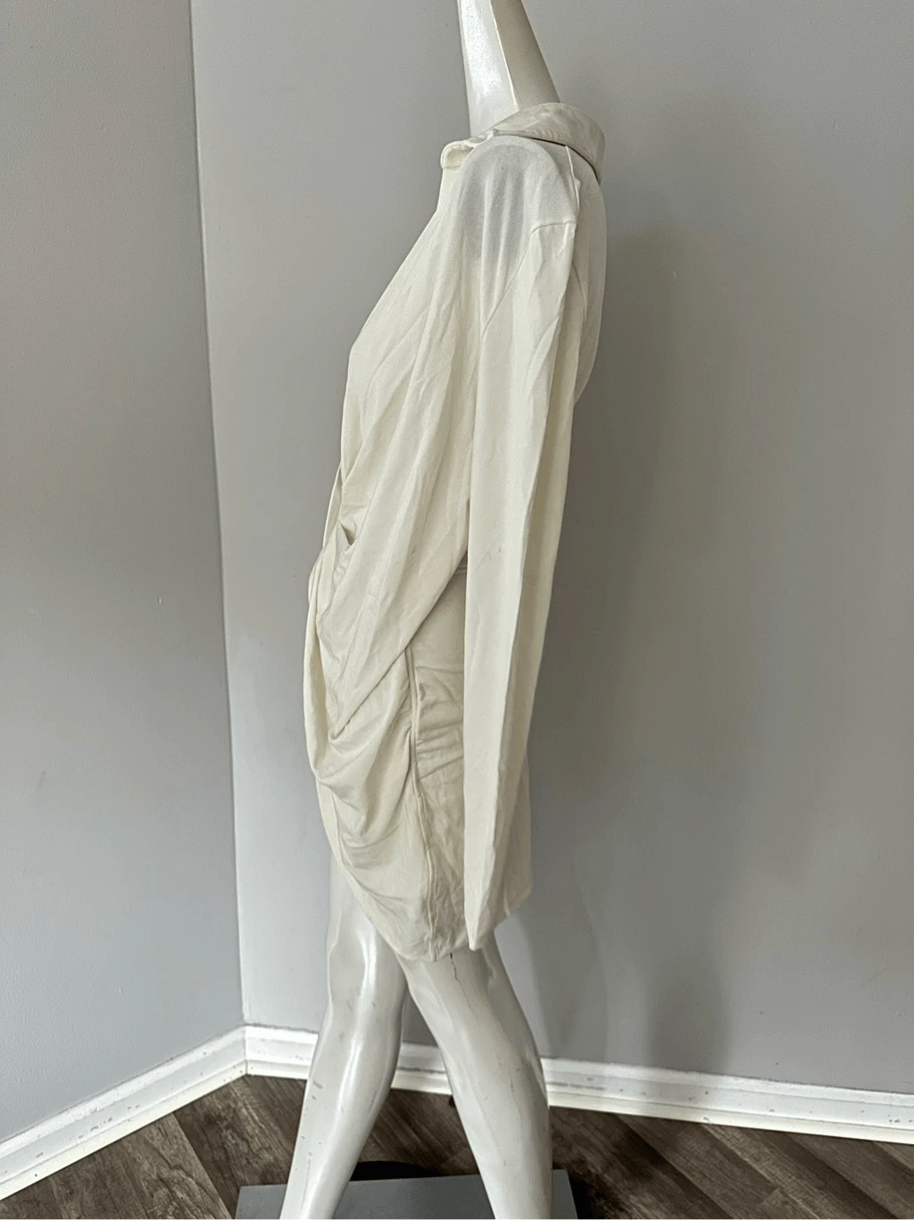 Mini abito Jacquemus La Robe Bahia in jersey di viscosa bianco sporco medio $605 nuovo con etichette