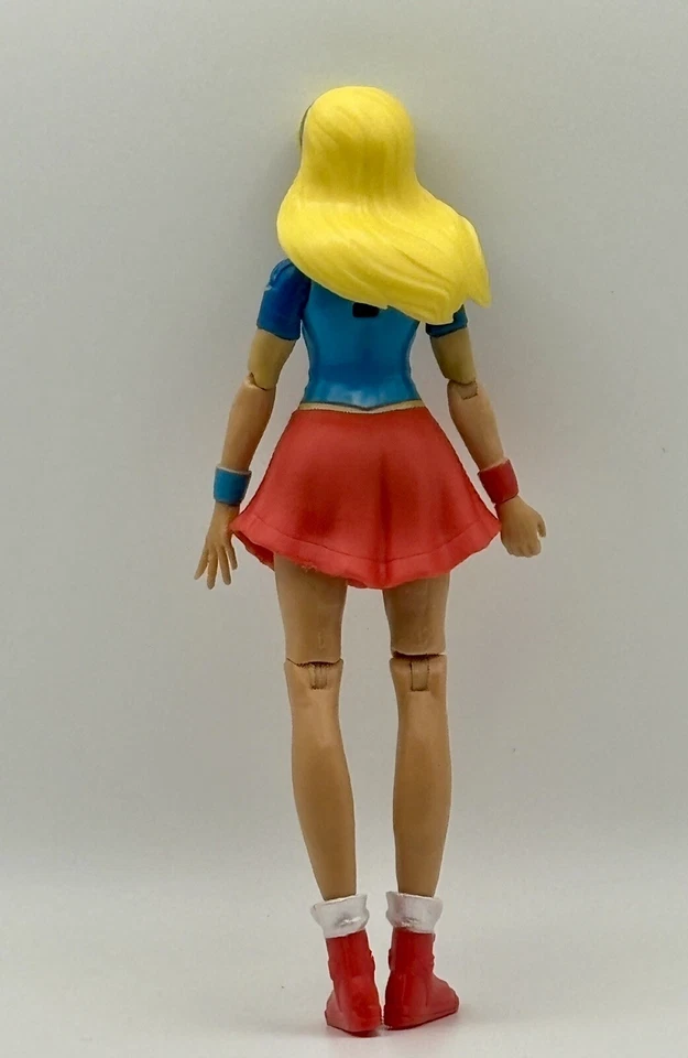 NUEVA FIGURA DE ACCIÓN DC SUPER HEROES SUPERGIRL S3 SELECT ESCULTURA NIÑA SUELTA Foto 2 de 2