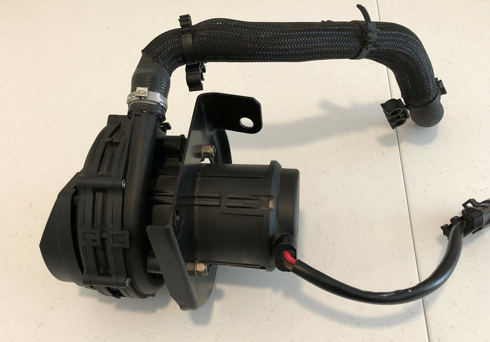 06 Maserati Quattroporte M139 Secondary Air Smog Pump 72247204 