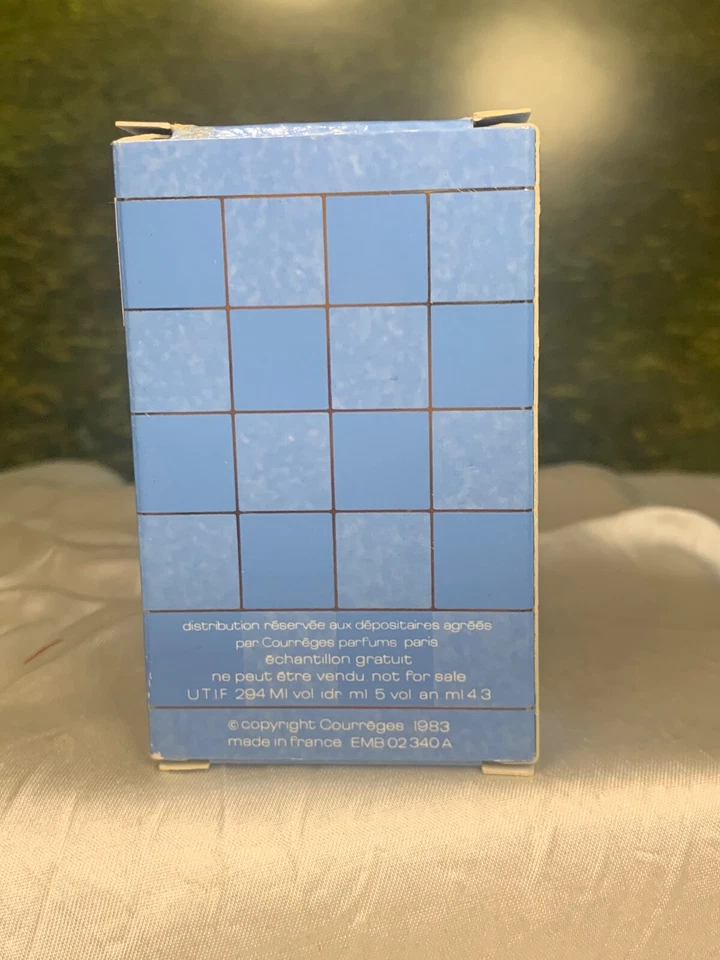 Courreges in Blue 5ml EDT Vintage Mini Splash (nuevo con caja) Foto 3 de 4
