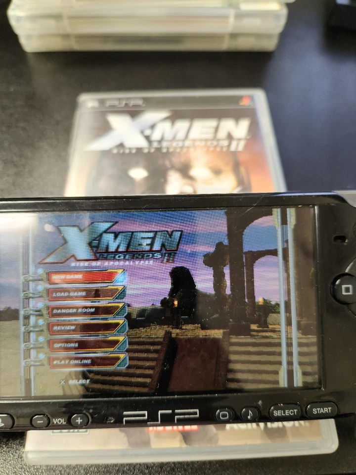 X 战警 Legends II: Rise of Apocalypse (索尼 PSP,2005) 全新带盒 已测试 查看照片 — 第 3/4 张图片