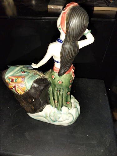 Chinese Wucai Porceline Doll - Picture 4 of 13