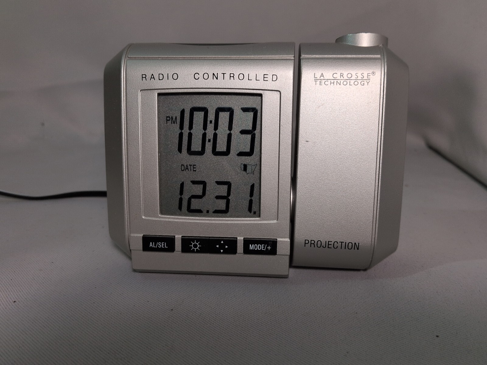 La Crosse Technology WT-535U Indoor/Outdoor Temp Projection 