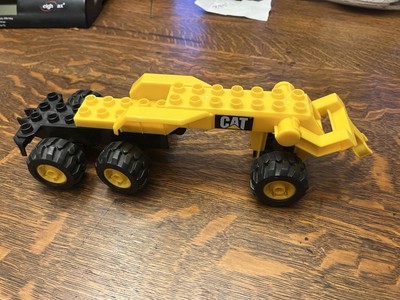 Mega Bloks CAT Caterpillar TRUCK toy yellow black good condition