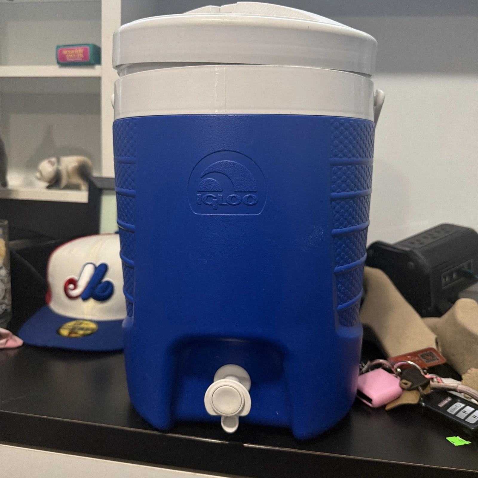 Igloo 2-Gallon Sport Beverage Cooler, Majestic Blue
Opens in a new window or tab