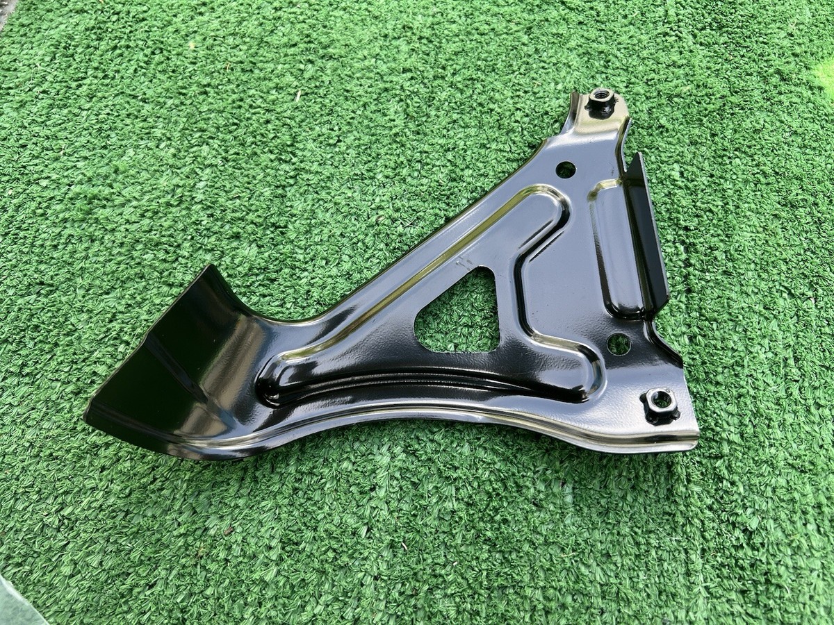 Reo!2018 2018-2020 Hyundai Accent Fender Mounting Bracket Left OEM 64577