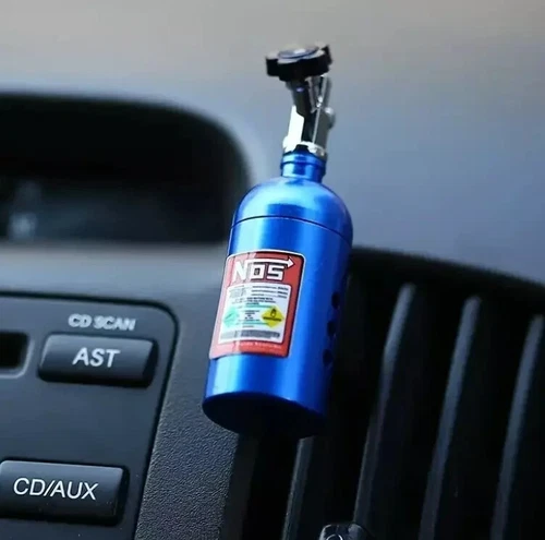 Blue Metal Car Vent Clip Air Freshener with Refillable Scent Diffuser