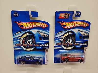 Hot Wheels 2006 Dodge Viper Coupe  2006 First Editions 12/38 #012 Lot 2