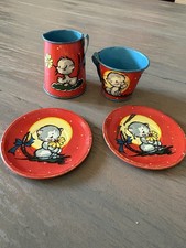 Antique Early 20thC Child  s Toy Tin Lithograph Tea Set Pitcher Cup Saucers