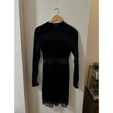 Romeo + Juliet Couture Black Velvet Lace Detail Dress – Size S