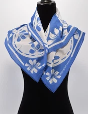 New Alexander McQueen Blue White PORCELAIN SKULL Floral Cotton Scarf 610961