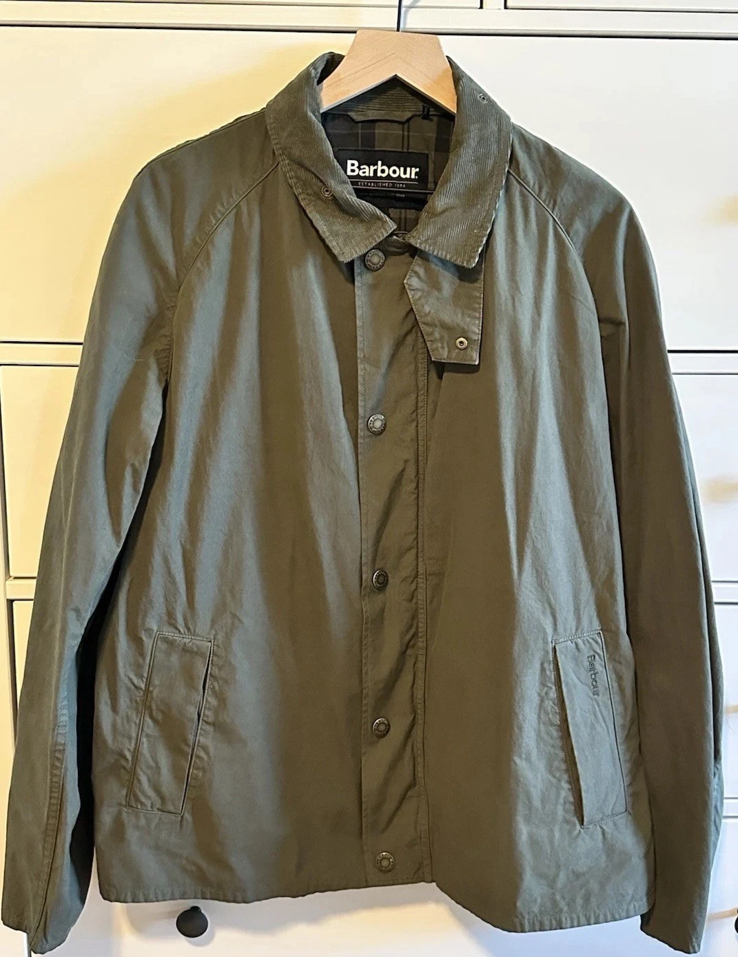 Barbour Tracker Casual Jacket - Olive Green Corduroy Collar - Men's Size Large image 1