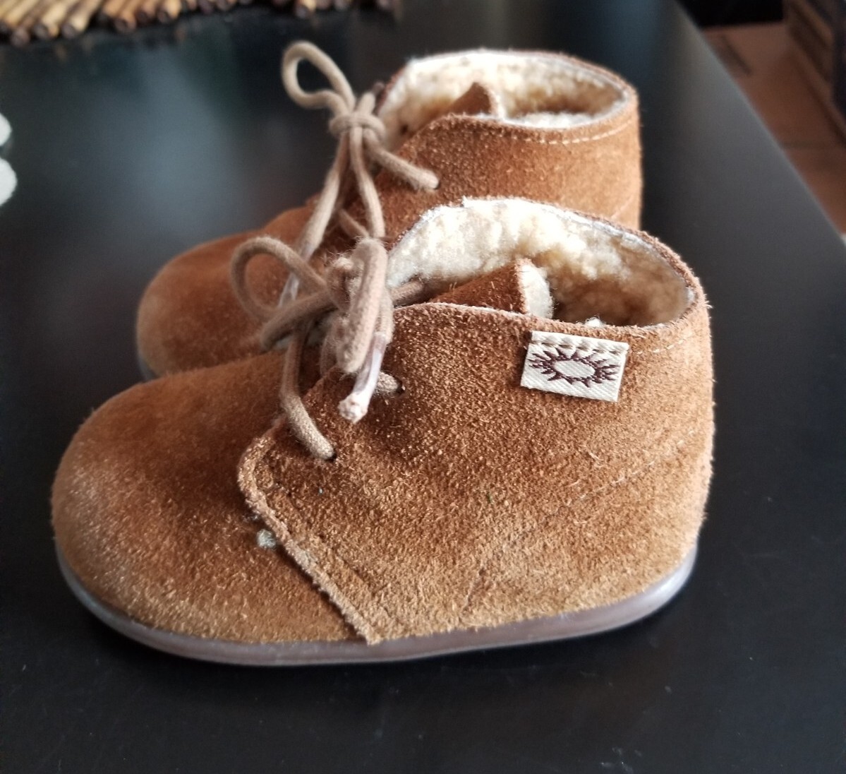 Uggs SUEDE Toddler Shoes Size M Tan Ankle Boots Sheepskin Tie Measurements Pics-image