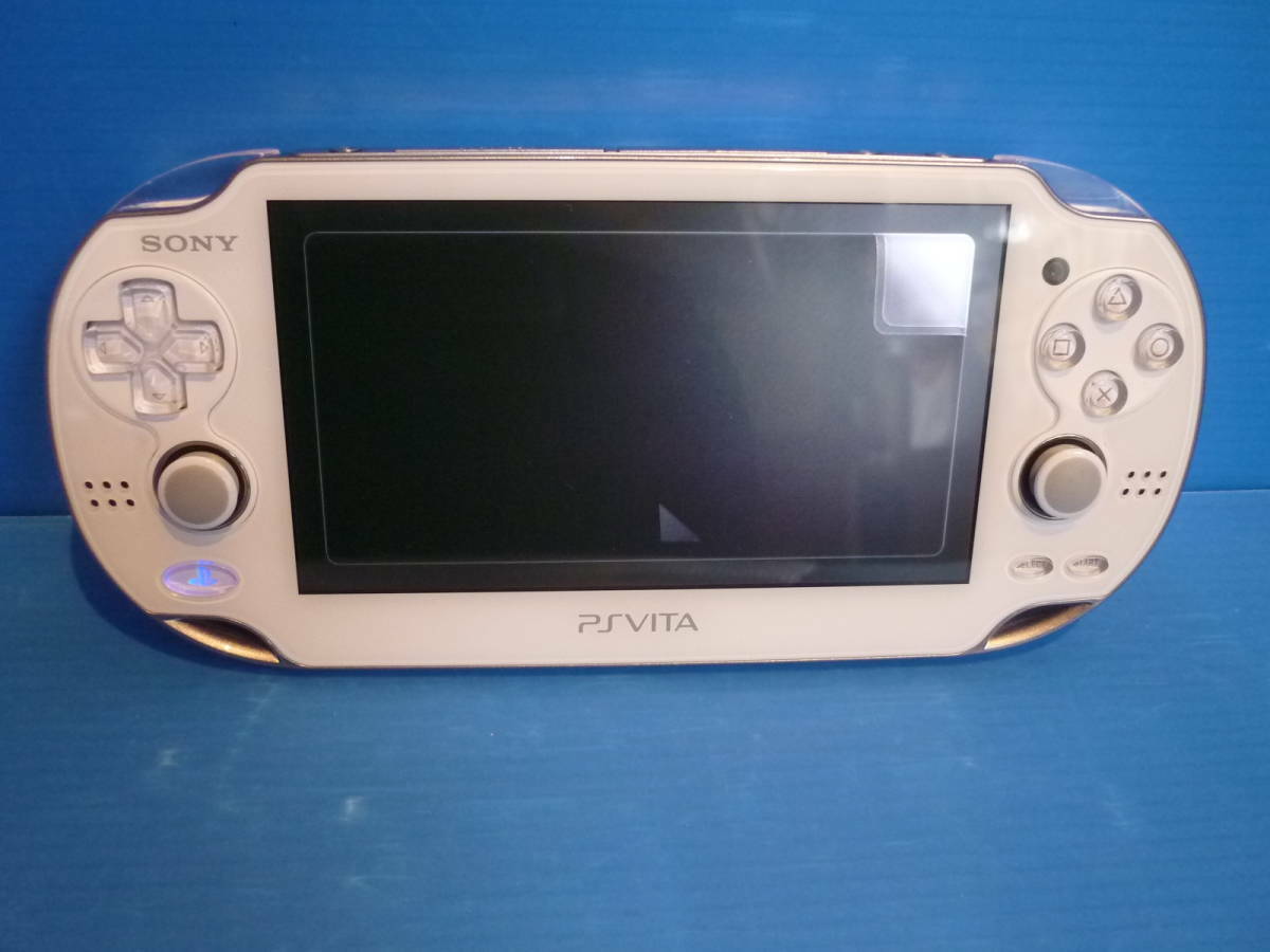 PS Vita 3G / Wi-Fi Model Crystal White PCH-1100 AB02 with PS Vita 3G / Wi-Fi Model Crystal White PCH-1100 AB02 with