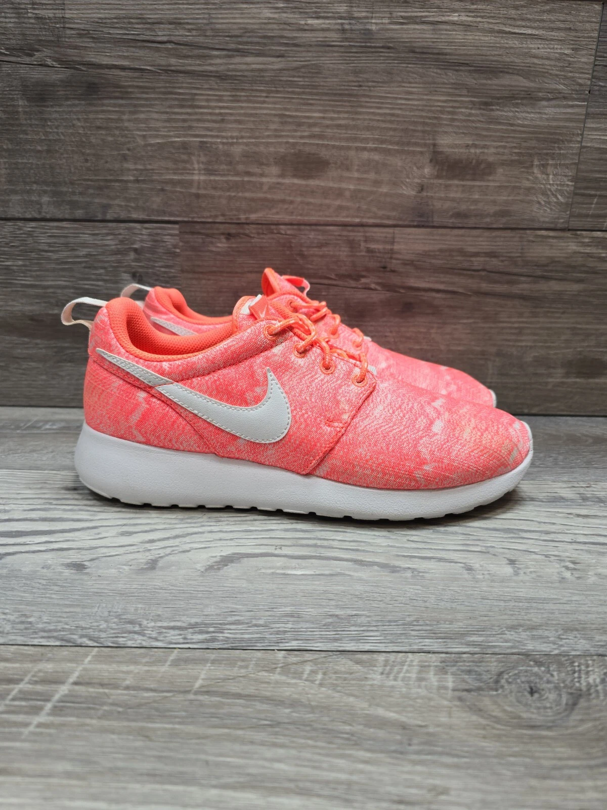 Scarpe da corsa Nike Roshe Run Print GS Youth Sneakers 6 5 anni luminose 677784 800